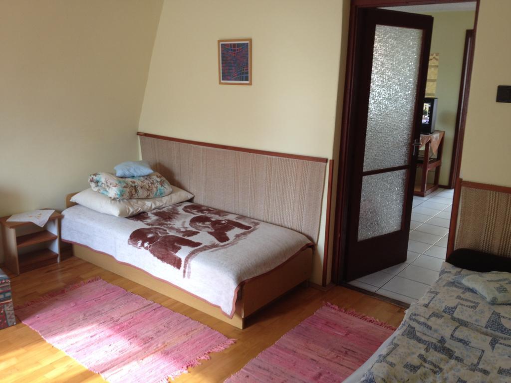 Szonyi Uti Vendeghaz Hotel Zebegeny Exterior photo
